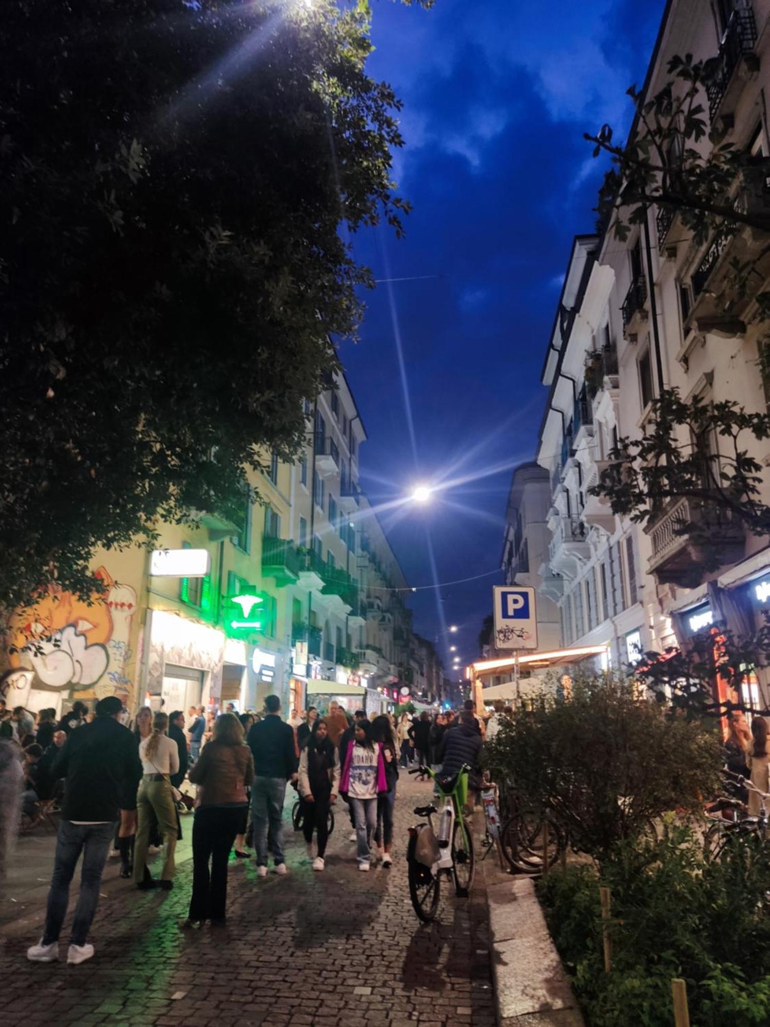 Apartamento Isola Di Chinatown Bilocale Storico Nel Cuore Di Milano, Comfort E Stile Autentico Con 3 Letti Extra Large