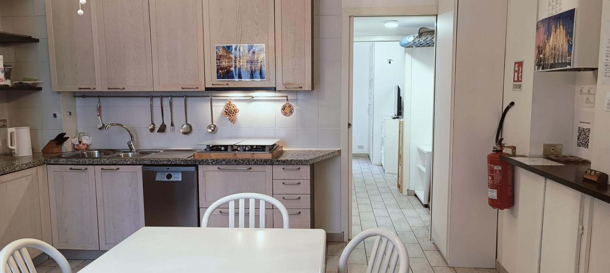 Isola Di Chinatown Bilocale Storico Nel Cuore Di Milano, Comfort E Stile Autentico Con 3 Letti Extra Large Apartamento
